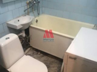 Продаю 2 комнатную квартиру установлены натяжные потолки чистый подъезд фото 15 Ярославль