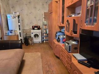 Продаю двушку пластиковые окна без ремонта фото Щёкино