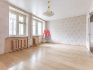 Продается трехкомнатная квартира в центре города с газовым отоплением фото 12 Ярославль