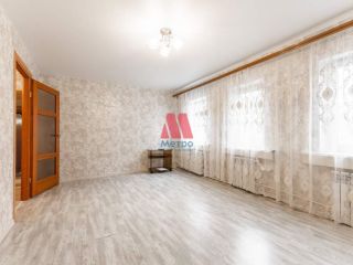 Продаю кирпичный дом имеется баня установлены натяжные потолки фото 13 Ярославль