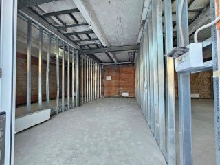Продаю нежилое помещение с коммуникациями имеется охрана фото 5 Москва