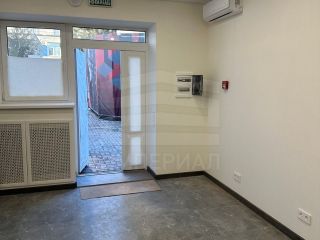 Сдается нежилое помещение подключена канализация отдельный вход фото Москва