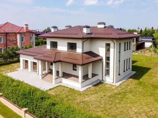 Продам кирпичный коттедж с коммуникациями фото Истра