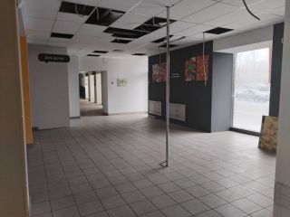 Сдается магазин на первой линии отдельный вход фото Москва