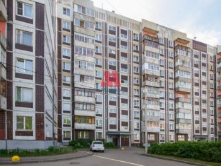 Продаю трехкомнатную квартиру пластиковые окна новая сантехника фото 3 Ярославль