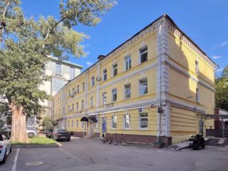 Продаю офисное помещение отдельный вход требуется ремонт фото Москва