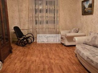 Продам трешку пластиковые окна с мебелью фото 10 Щёкино