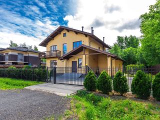 Продаю блочный дом свободного назначения автоматические ворота фото Дмитров