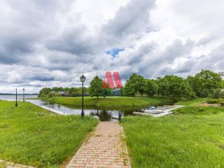 Продаю зем участок асфальтная дорога на первой линии фото Ярославль