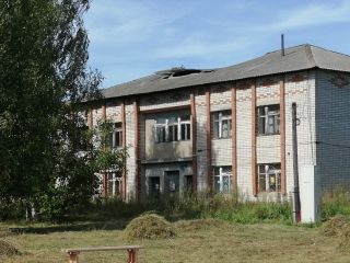 Продается офисное помещение на первой линии фото Данилов