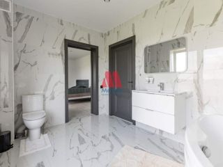 Продаю блочный дом панорамные окна с мебелью фото 32 Ярославль