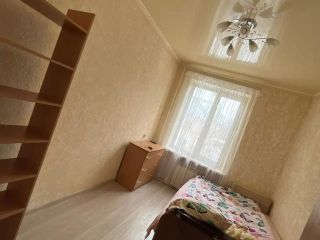 Продам трешку установлены натяжные потолки пластиковые окна фото 7 Щёкино