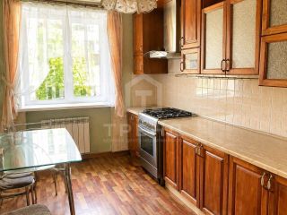 Продаю трехкомнатную квартиру кирпичный отличное место фото Санкт-Петербург