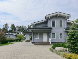 Продам деревянный коттедж на первой линии есть теплица фото 12 Выборг