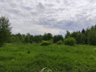 Продаю зем участок имеется скважина c артезианской скважиной фото Киров