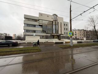 Сдам офис с коммуникациями отдельный вход фото Москва