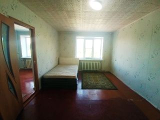 Продается комната необходим косметический ремонт секционной планировки кирпичный фото 2 Каменск-Уральский