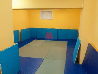 Продам нежилое помещение хорошее состояние фото Углич