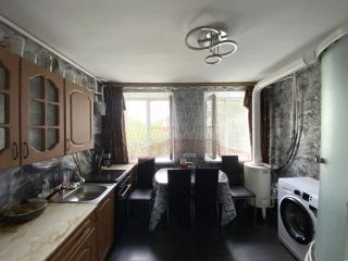 Продаю 2 комнатную квартиру косметический ремонт с мебелью фото 2 Лабинск