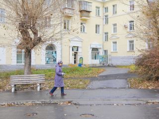 Сдаю площадь под торговлю с коммуникациями на первой линии фото Екатеринбург